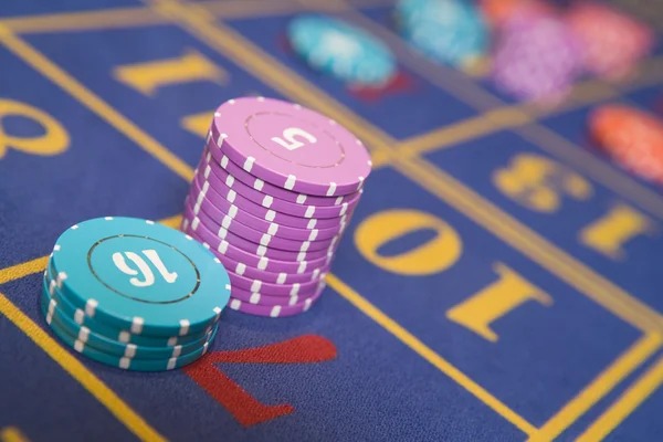 Speed Baccarat table layout showing banker and player hands with cards face-up and betting zones